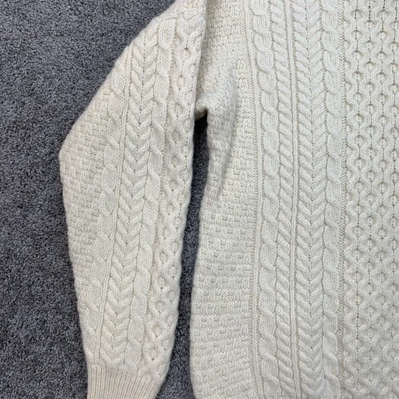 Carraig Donn Irish Wool Cable Knit Fisherman Sweater Pullover Mens Cream Large